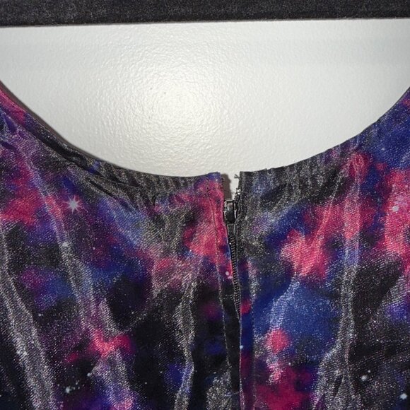Cosmic Aura Galaxy Print Puff Sleeve Dress XL Hot Topic - Picture 10 of 10